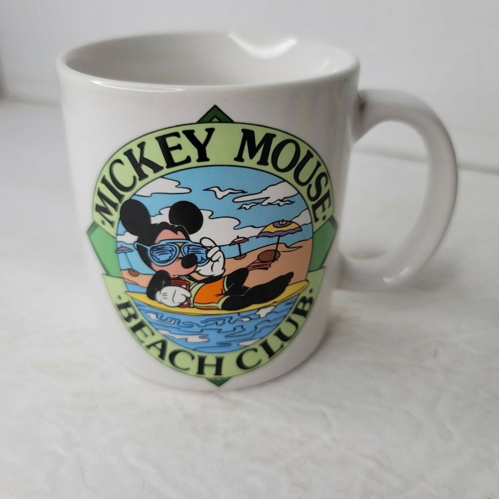 Disney 1986 Micket Mouse Beach Club Mug Applause Japan Apx 3 x 3.25